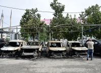 Εμπρηστική επίθεση σε αντιπροσωπεία οχημάτων στη Νέα Φιλαδέλφεια