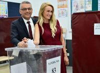 Σαρωτική νίκη Τουφάν Ερχουρμάν – Νέος «πρόεδρος» στα Κατεχόμενα από τον πρώτο γύρο Σαρωτική νίκη Τουφάν Ερχουρμάν – Νέος «πρόεδρος» στα Κατεχόμενα από τον πρώτο γύρο