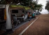 Σκοτεινά μυστικά στη Φοινικούντα: Το διπλό φονικό που συγκλονίζει τη Μεσσηνία Σκοτεινά μυστικά στη Φοινικούντα: Το διπλό φονικό που συγκλονίζει τη Μεσσηνία