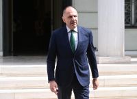 Αναβάλλεται η επίσκεψη Γεραπετρίτη στη Γερμανία–Θα συνοδεύσει το Μητσοτάκη στη σύνοδο για τη Γάζα Αναβάλλεται η επίσκεψη Γεραπετρίτη στη Γερμανία–Θα συνοδεύσει το Μητσοτάκη στη σύνοδο για τη Γάζα