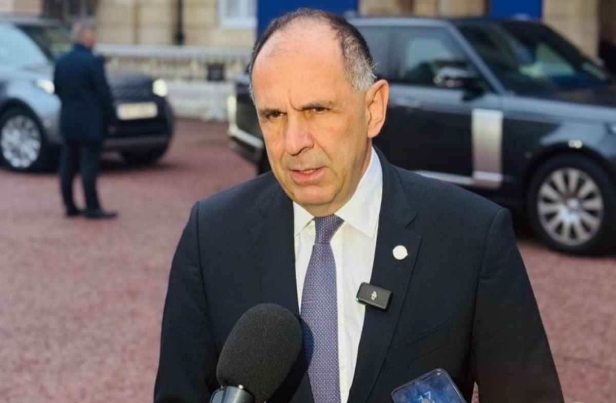 Γεραπετρίτης: Δεν υπάρχει καμία πρόθεση να στείλουμε στρατεύματα στην Ουκρανία
