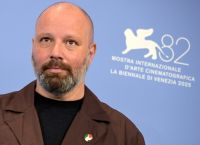 Λάνθιμος: New York Magazine Βάζει «Κυνόδοντα» Νο1 – Οι 10 Ταινίες που Σοκάρουν