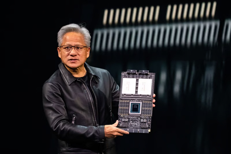Nvidia: Η AI Επανάσταση «Σπάει» τα $5 Τρισ. – Η Πρώτη Εταιρεία Πάνω από Όλα!