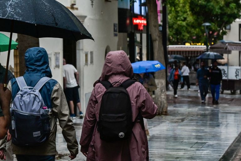 Καιρός: Επικαιροποίηση του έκτακτου δελτίου- Πού θα “χτυπήσουν” ισχυρές βροχές, καταιγίδες και χαλαζοπτώσεις