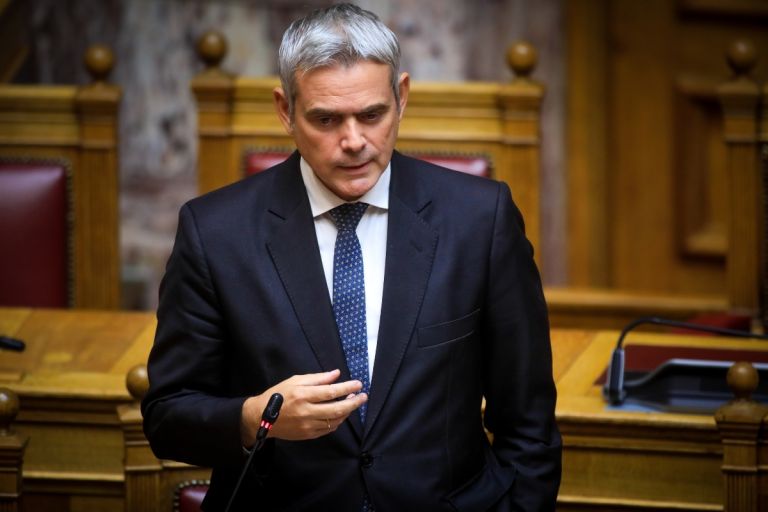 Καραγκούνης: «Το νέο εργατικό νομοσχέδιο δεν αλλάζει τα χρονικά όρια εργασίας – Προστατεύει τον εργαζόμενο»