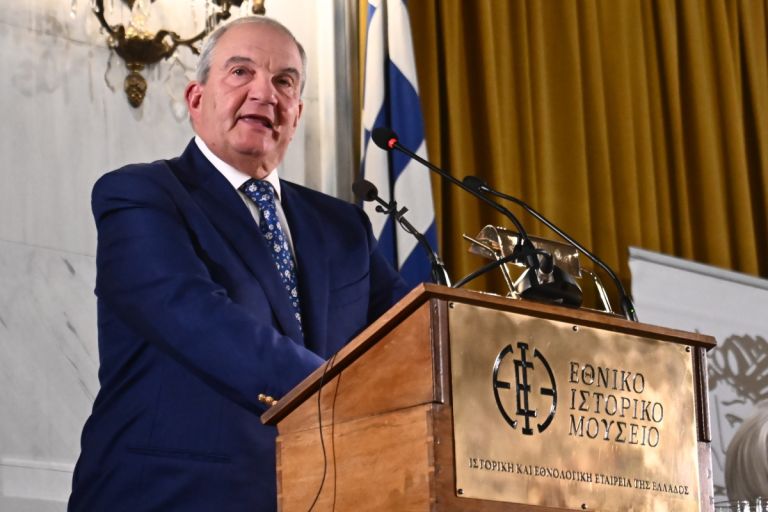 Καραμανλής: «Όταν οι πολίτες πιστεύουν ότι οι θεσμοί χειραγωγούνται, τότε έχουμε κρίση»