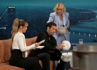 Ο Αργυρός εμφανίστηκε σε late night show της Σερβίας-Έσπασε πιάτα,τραγούδησε και χόρεψε με τις παρουσιάστριες Ο Αργυρός εμφανίστηκε σε late night show της Σερβίας-Έσπασε πιάτα,τραγούδησε και χόρεψε με τις παρουσιάστριες