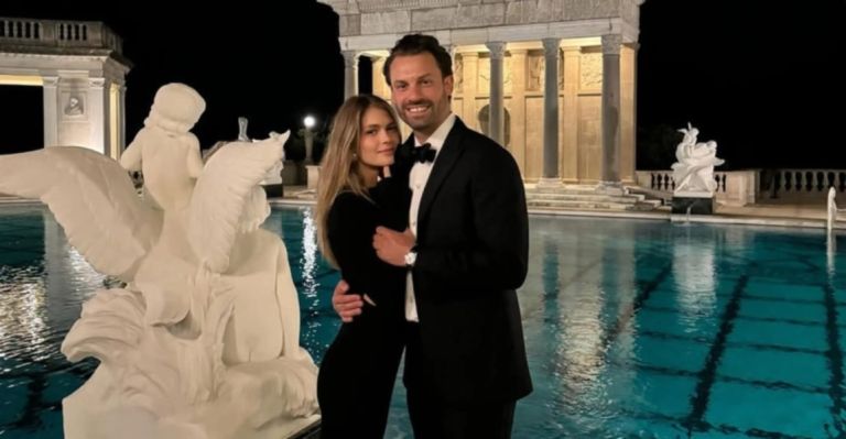 Η Αμαλία Κωστοπούλου παντρεύτηκε τον Τζέικ Μέντγουελ στις ΗΠΑ – Πολιτικός γάμος και σχέδια για θρησκευτικό