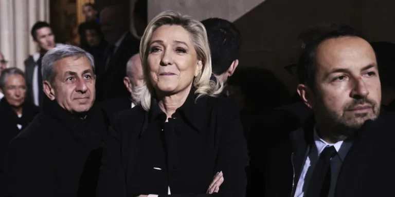 Γαλλία: Απορρίφθηκε η προσφυγή της Μαρίν Λεπέν – Παραμένει αποκλεισμένη από τις προεδρικές εκλογές του 2027