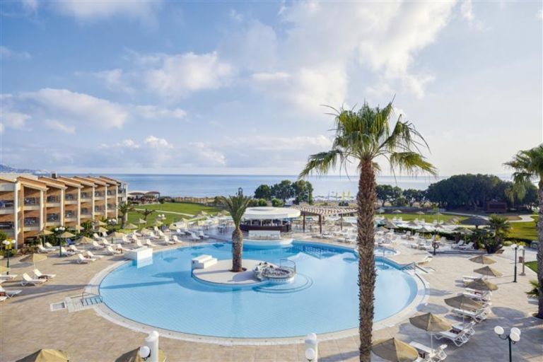 50 χρόνια φιλοξενίας από το Metaxa Hospitality Group