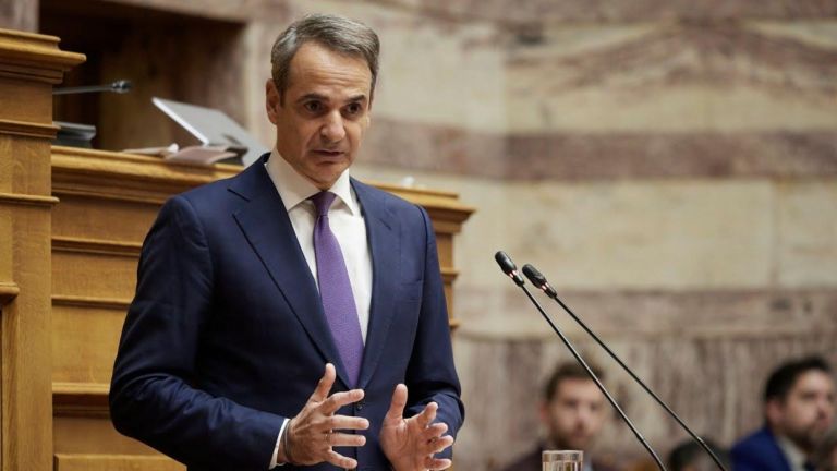 Tempi Disaster: Criminal File Targets Mitsotakis and 18 Top Politicians