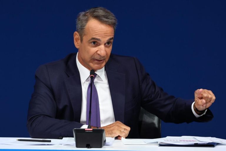 Mitsotakis’ Double Battle: For Peace in Gaza and Stability at Home