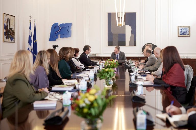 Οι 4+4 παρεμβάσεις της κυβέρνησης για τα άτομα με αυτισμό – Σκέρτσος: «Στόχος να πάψουν να είναι αόρατοι»