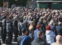 Φόρος Τιμής στον Φασισμό: 1.000 Νεοφασίστες Πορεύονται στη Γενέτειρα του Μουσολίνι