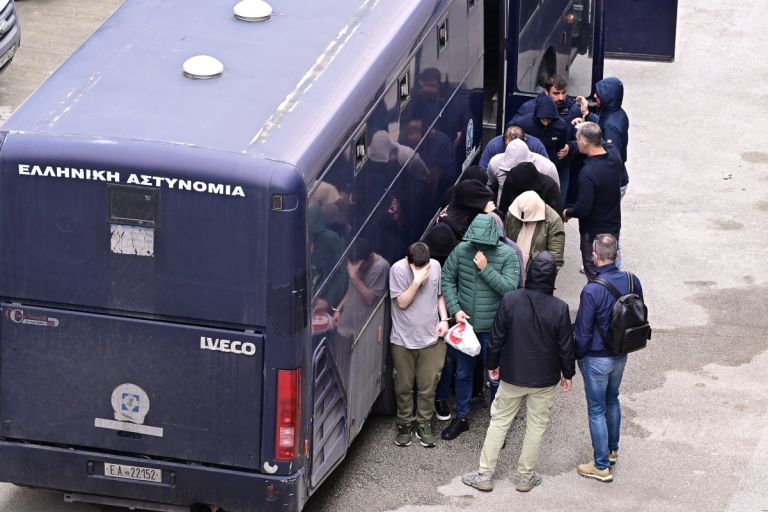 ΟΠΕΚΕΠΕ: Αρνούνται τις κατηγορίες οι πρώτοι κατηγορούμενοι που απολογούνται στον Ευρωπαίο ανακριτή
