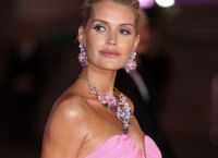 Pink Ball στο Βρετανικό Μουσείο: Από τον Παρθενώνα στο κιτς ενός πολυτελούς gala Pink Ball στο Βρετανικό Μουσείο: Από τον Παρθενώνα στο κιτς ενός πολυτελούς gala