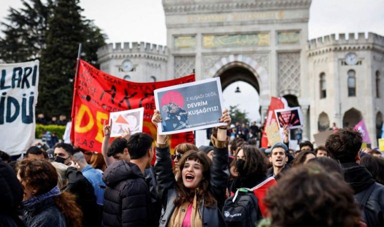 Brain Drain Τουρκίας: Μηχανικοί και IT «Φεύγουν» – 2% Απόφοιτοι Εξαφανίζονται