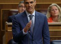 Σκάνδαλο και πολιτική ρήξη: Ο Σάντσεθ αντιμέτωπος με Εξεταστική και Junts