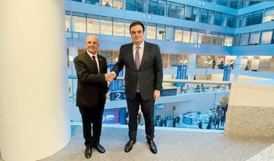 Συνάντηση Πιερρακάκη με τον ΥΠΟΙΚ της Τουρκίας-Συζήτησαν για την ενίσχυση της θετικής ατζέντας στα οικονομικά