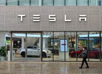 Κραδασμοί στην Tesla: Τα κέρδη κατέρρευσαν – Απειλεί να φύγει ο Έλον Μασκ Κραδασμοί στην Tesla: Τα κέρδη κατέρρευσαν – Απειλεί να φύγει ο Έλον Μασκ