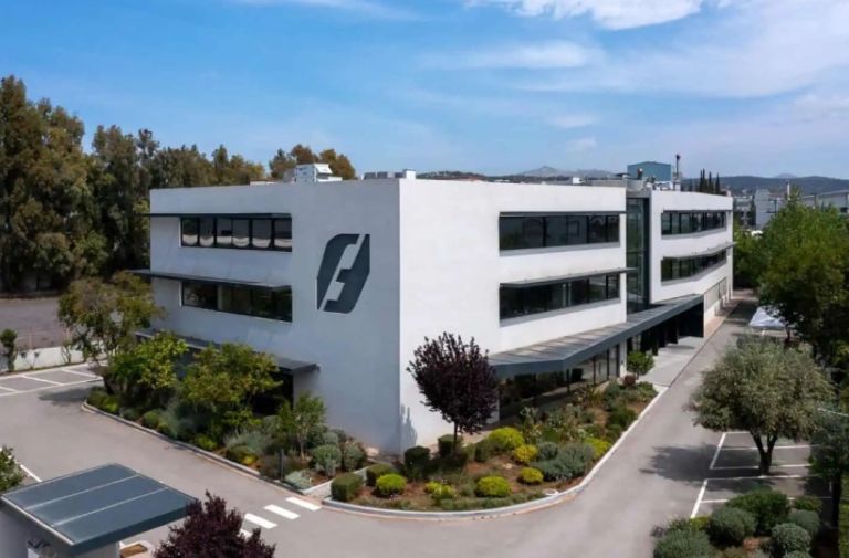 Theon International: Νέα Συμφωνία €300 Εκατ. με ΝΑΤΟ Μέλος – Πολυετές Πλάνο για NVGs και IRIS-C