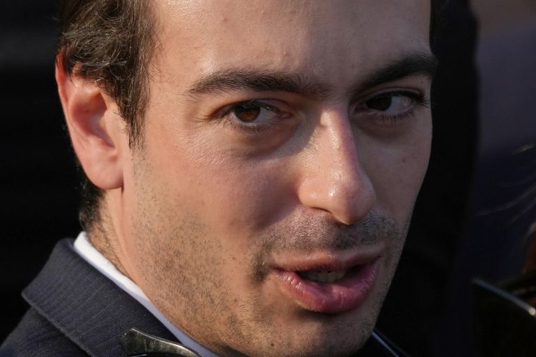 Κορυφαίος Υποψήφιος του Τραμπ Κατηγορείται για Σεξουαλική Παρενόχληση