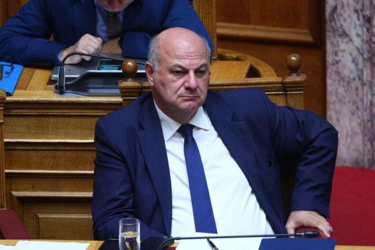 Ο Τσιάρας φέρνει στοιχεία στον Άρειο Πάγο, κτηνοτρόφοι σε αγωνία για επιδοτήσεις!