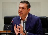 «Νέος Πατριωτισμός», νέα αρχή: Ο Τσίπρας αποδομεί το παλιό για να χτίσει το δικό του μέλλον «Νέος Πατριωτισμός», νέα αρχή: Ο Τσίπρας αποδομεί το παλιό για να χτίσει το δικό του μέλλον
