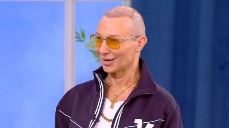 Κωστέτσος: Ξεσπά για την υπόθεση του παρουσιαστή με το revenge porn [vid]