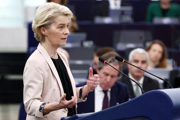 Δεύτερη πρόταση μομφής κατά Φον ντερ Λάιεν: Η ΕΕ σε κρίσιμη πολιτική ισορροπία