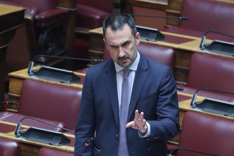 Αλέξης Χαρίτσης: “Την ώρα της κηδείας άκουγα Σαββόπουλο – Το θεώρησα πιο τίμιο”