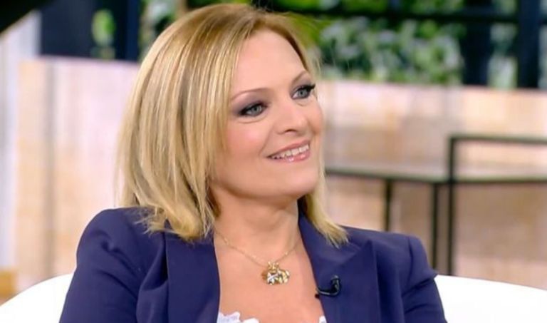 Χριστίνα Λαμπίρη: Δεν μένω ποτέ στο σπίτι της κόρης μου – Δεν υπάρχει χειρότερο από το να ζει η πεθερά μαζί!