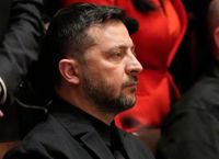 Ζελένσκι: «Καλός συμβιβασμός» η πρόταση Τραμπ για την Ουκρανία Ζελένσκι: «Καλός συμβιβασμός» η πρόταση Τραμπ για την Ουκρανία