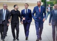 Γεωπολιτικό πόκερ στο Λονδίνο – Η Δύση ενισχύει το Κίεβο πριν τις διαπραγματεύσεις Γεωπολιτικό πόκερ στο Λονδίνο – Η Δύση ενισχύει το Κίεβο πριν τις διαπραγματεύσεις