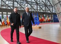 Απορρίπτει ο Ζελένσκι το σενάριο για ανταλλαγή εδαφών με τη Ρωσία – «Δεν το αποδεχόμαστε» Απορρίπτει ο Ζελένσκι το σενάριο για ανταλλαγή εδαφών με τη Ρωσία – «Δεν το αποδεχόμαστε»