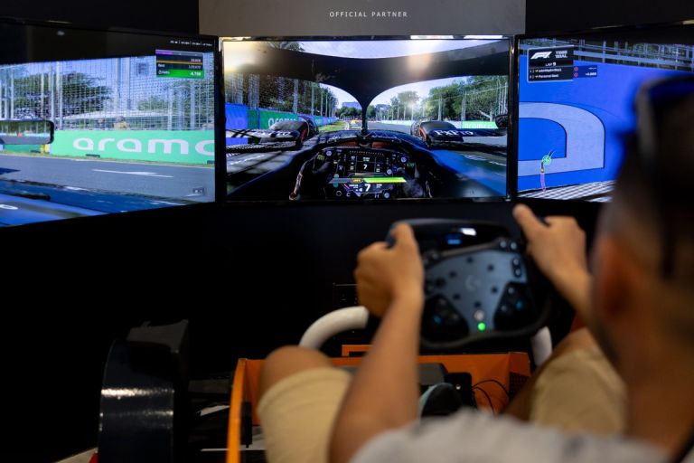 Μοναδική εμπειρία υψηλών ταχυτήτων με προσομοιωτές F1 σε επιλεγμένα καταστήματα ΟΠΑΠ της Αθήνας εως 15 Νοε.