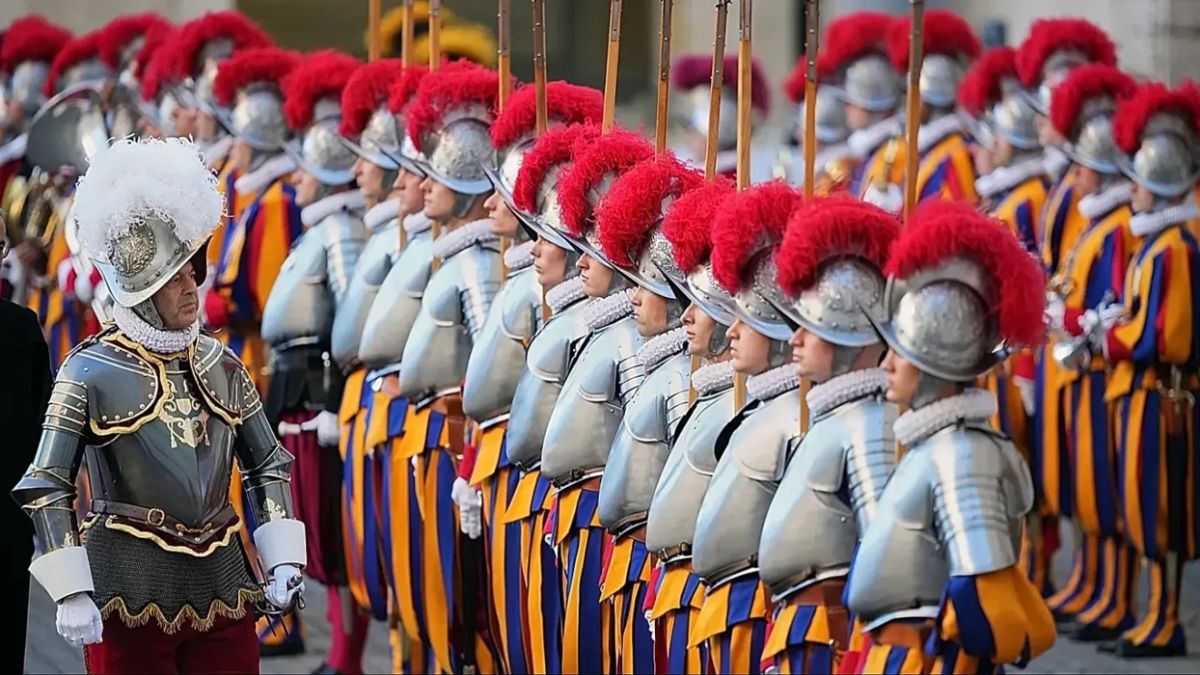 Βατικανό: Υπό έρευνα η Ελβετική Φρουρά μετά τους ισχυρισμούς για περιστατικό αντισημιτισμού