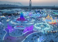 Άνοιξε η «Πόλη του Χιονιού» στην Κίνα: Η Μουνταντσιάνγκ γίνεται ο απόλυτος χειμερινός παράδεισος