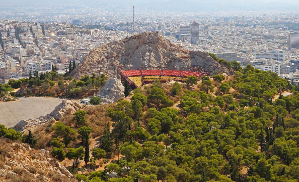 Double ENFIA, Supreme Court Ruling, and Servicers’ Legal Uncertainty Hit Greek Banking System in 2026