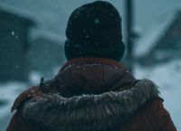 Γιατί Πέφτει η Διάθεσή μας τον Χειμώνα – Ο Νόρμαν Ρόζενταλ Εξηγεί το SAD