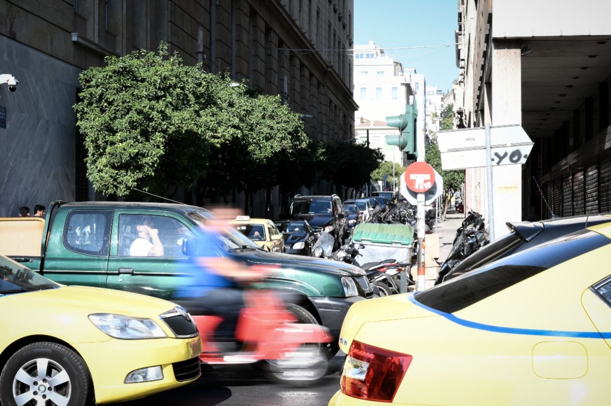 ΕΝΦΙΑ δεν είναι, ΚΟΚ είναι: Δήμοι χάνουν έως 165 εκατ. € από κλήσεις – Τα λεφτά πάνε σε ταμεία ενστόλων