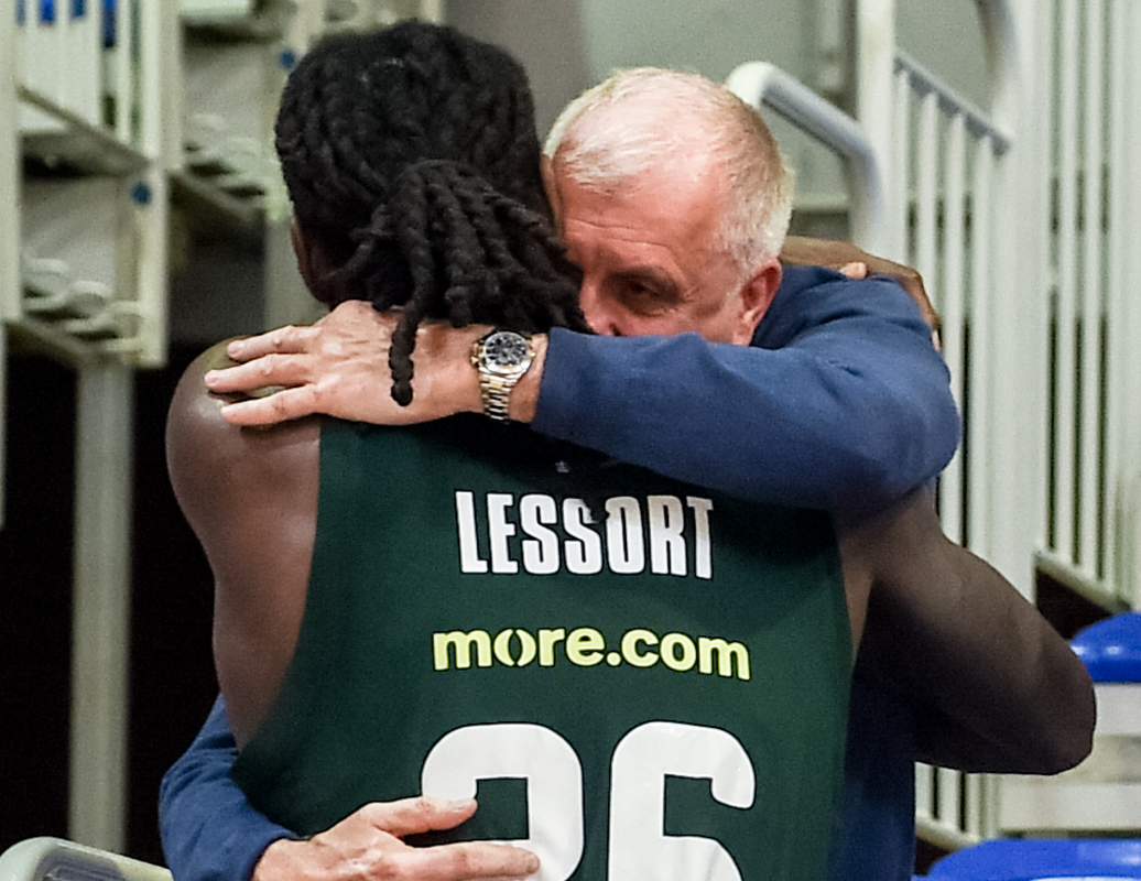 Συγκλονίζει ο Λεσόρ: «Για πάντα θρύλος – Πίστεψες σε μένα όταν κανείς άλλος δεν το έκανε»