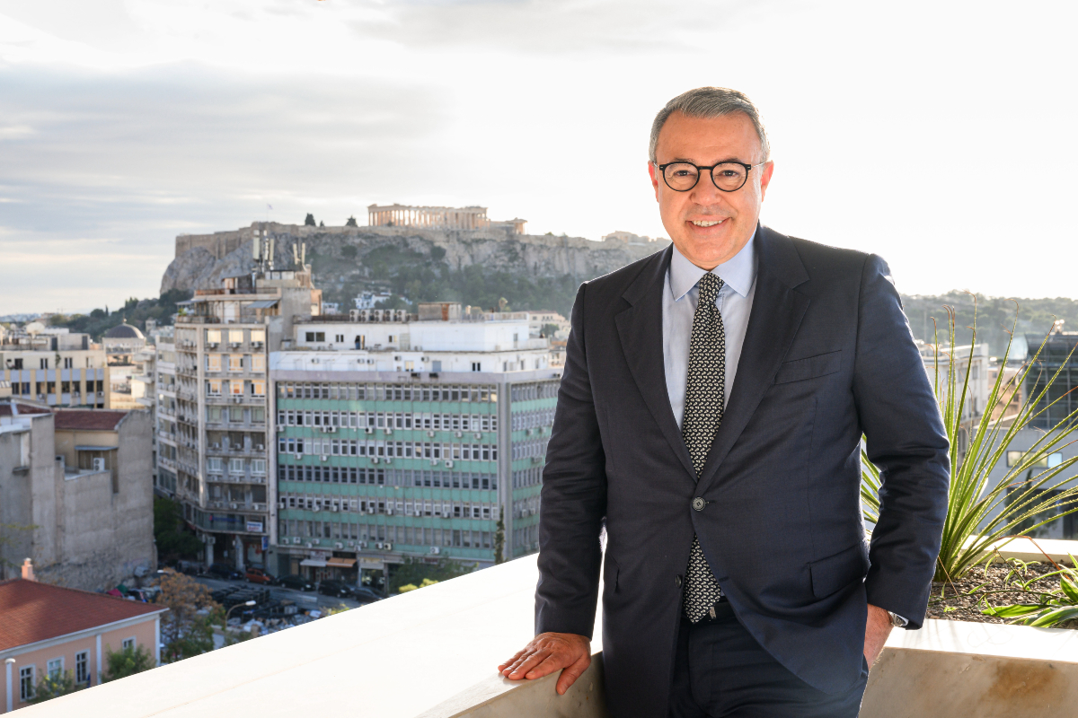 UniCredit – Alpha Bank: Η συνάντηση στο Μόναχο που στέλνει μηνύματα σε όλη την Ευρώπη