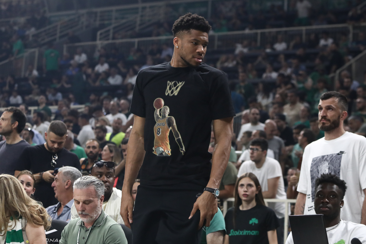 Αντετοκούνμπο «σπάει» τα social: Stories με Τεττέη και… light mood για το ντεμπούτο του!