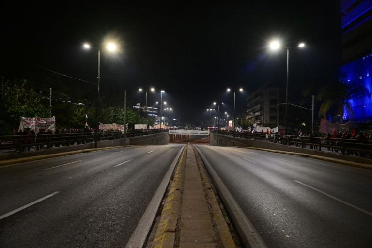 Πολυτεχνείο: Κυκλοφοριακές ρυθμίσεις στο κέντρο Αθήνας από σήμερα – Απαγορεύσεις στάθμευσης/κυκλοφορίας