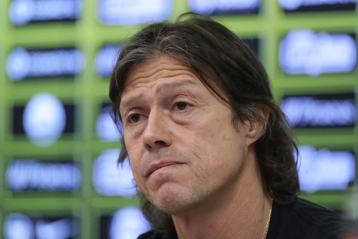 Αλμέιδα… διώχνει τους ρεπόρτερ της Μπέτις: «Από αύριο δεν μπαίνετε ξανά μέσα» πριν το ντέρμπι!