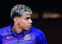 Γιαμάλ: Νέο «κρυφό» πάρτι με κανόνες «no phones» και VIP μόνο για γυναίκες