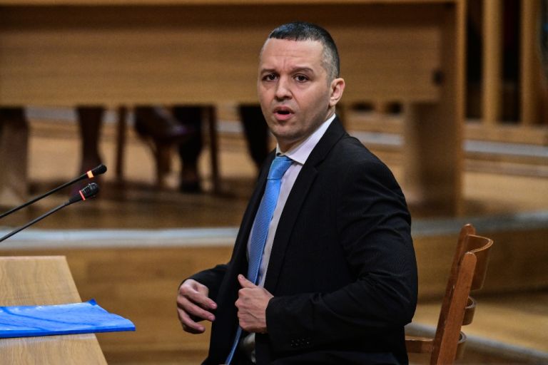 Απολογία Κασιδιάρη: «Άθλια η Δολοφονία Φύσσα – Δεν Εκπαίδευα Κανέναν»