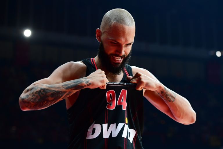 Ολυμπιακός – Χάποελ Τελ Αβίβ: +15 Φουρνιέ, Κλείδωμα Μίτσιτς και Ευφυΐα Γουόκαπ