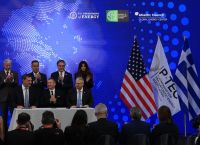 Helleniq Energy και ExxonMobil υπέγραψαν συμφωνία για τους υδρογονάνθρακες